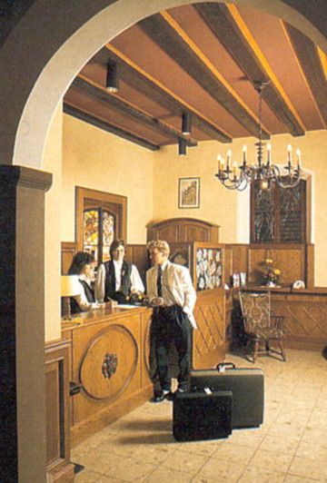 Hotel Lindenwirt روديسهايم ام رين المظهر الخارجي الصورة